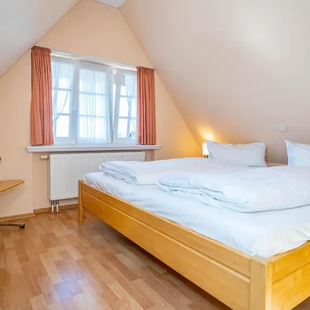 Ammerland Whg 2 Apartment Westerland